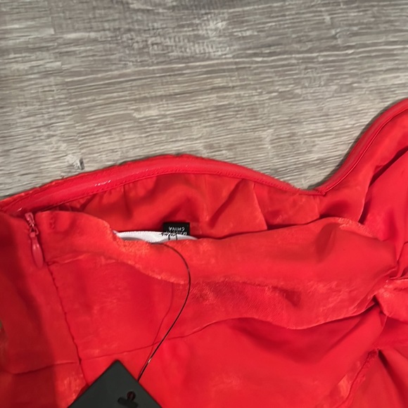 NWT Lulu's Bodysuit - Medium - Picture 5 of 7